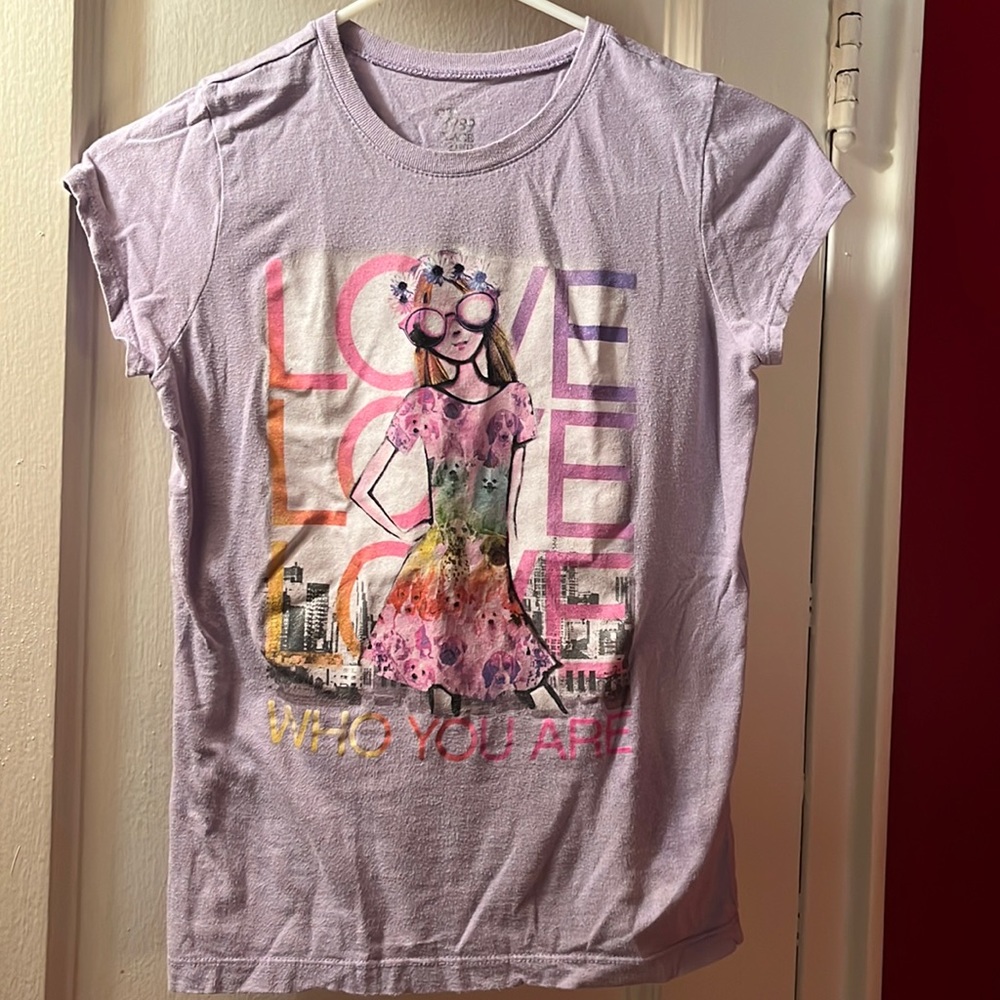 Purple Short Sleeve Graphic T-Shirt Girls, Rainbow Pattern and Images